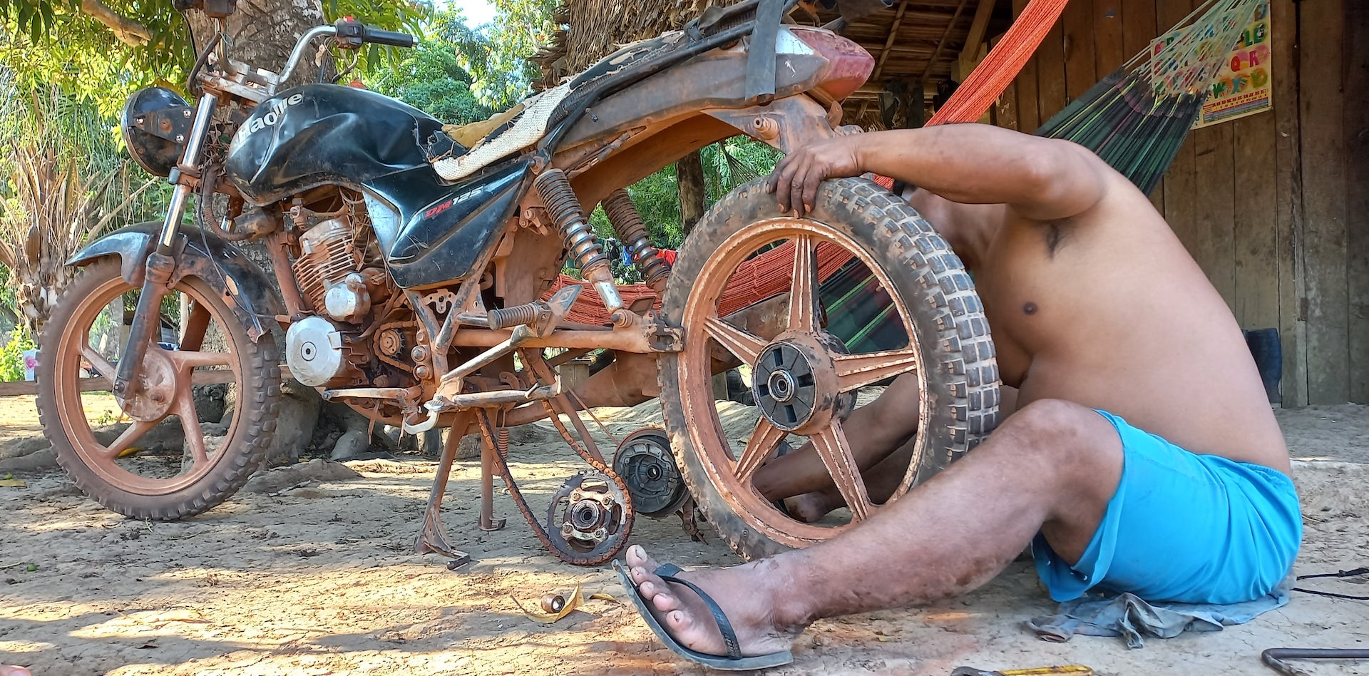 Do cavalo à moto: Por dentro do boom das motocicletas na América